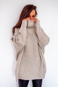 Beige Alpaca Wool Turtleneck Slouchy Oversize Sweater / Cream | Etsy 日本 Oversize Pullover, Womens Pullover Sweaters, Oversize Sweater, Pull Oversize, Sweater Cream, Wool Turtleneck, Oversized Pullover, Pullover Sweater Women, Alpaca Wool