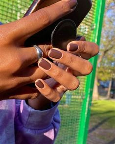 ## Fall Nail Inspiration 🍁 💅 2024: Shades & Trends Taking Over Social Media As summer fades and autumn unfolds its vibrant embrace, our nails join the transformation, embracing a... Earth Tone Short Nails, Office Nails, Natural Nails Manicure, Winter Nail Colors, Finger Art, Fall Nail Trends, Short Gel Nails, Nail Colors Winter