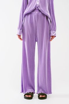 Q2 Satin Pleated Wide Leg Pants in lilac Sophisticated Party, Pleated Wide Leg Pants, Perfect Fall Outfit, Party Attire, Glamorous Style, Trouser Pants Women, Medium Purple, Pantalon Large, Casual Blouse