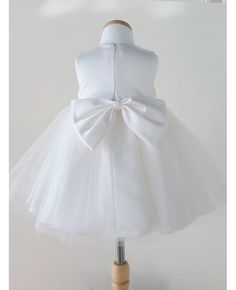 Get 10% off now! Buy simple white tulle pearls toddler flower girl dress with bow at cheap price online. Free stable shipping and pro custom service since 2009. Pageant Tulle Dress With Satin Bow, Tulle Dresses With Satin Bow For Pageants, Tulle Dress With Satin Bow For Pageant, Tulle Baptism Dress With Bow For First Communion, Elegant Tulle Baptism Dress With Satin Bow, Tulle Baptism Dress With Satin Bow For First Communion, First Communion Tulle Dress With Satin Bow, Tulle First Communion Dress With Satin Bow, Elegant First Communion Dress With Tulle Bow