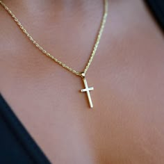 Gold Presidents 10K Gold Pendant 18" Gold 1.5mm Rope Chain Womens 10K Small Gold Cross Gold Necklace Cross Pendant, Small Gold Cross Necklace, Gold Cross Necklace Aesthetic, Cross Necklace Aesthetic, Pendant Necklace Outfit, Cross Necklace Womens, Gold Necklace Cross, Gold Cross Necklace For Women, Gold Chain Cross