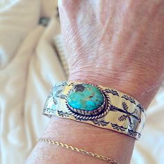 Custom Cuff By Chadwicks Fits 7.25 To 8 Inch Wrist 9.25 Sterling Silver With Turquoise. Ocean Eyes, Womens Jewelry Bracelets, Happy Valentine, Things To Buy, Silver Color, 925 Sterling Silver, Cuff, Women Jewelry