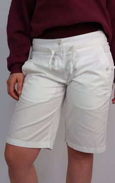 Beautiful Reebok summer bermuda shorts, very light see-through cotton, perfect for the warm season. Perfect condition, flawless! Would fit size S. Size tag reads S/ UK 10/FR S-38/Ger 36/IT S-40/Asia S. Please read the measurements below carefully and compare to one of your own garments, to avoid any disappointment regarding the fit. Measurements of the item, laying flat: - waist: 41 cm; - front rise: 24 cm; - length outseam (waist to cuff): 51 cm. Model wears size 8-10 UK, S-M European, is 160 c Summer Cotton Bermuda Shorts With Short Leg, Summer Capris With Built-in Shorts, Knee-length Cotton Bottoms For Beach, Knee-length Cotton Beach Bottoms, Cotton Knee-length Beach Bottoms, Casual White Knee-length Bottoms, Sporty Bermuda Cargo Shorts For Summer, Knee-length Cotton Cargo Shorts For Summer, White Knee-length Shorts For Summer