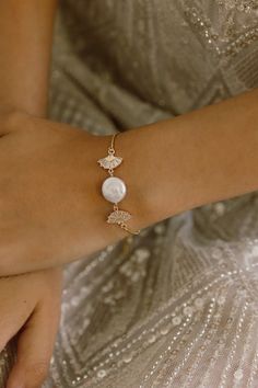 Greta Pearl Bracelet Dainty Gold Bracelet Freshwater Pearl - Etsy Simple Gold Bracelet, Dainty Pearl Bracelet, Gold Bracelet Simple, Pearl Bracelet Wedding, Dainty Gold Bracelet, Greta Garbo, Art Deco Bracelet, Bracelet Wedding, Bracelet Simple