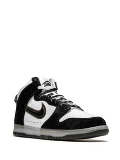 Black White Sneakers, Metallic Sneakers, Black And White Sneakers, Nike T, High Sneakers, Nike Dunk High, Dunk High, Brown Sneakers, Sneaker Games