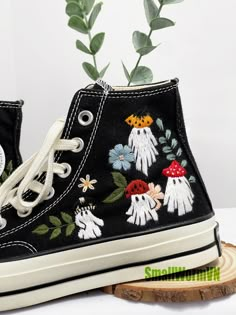 Ghost and Mushroom Embroidered Shoes, Daisy Flower Shoes, Cute Ghost Converse, Chuck Taylor Flower Embroidery, Fall Shoes - Etsy Black Lace-up Sneakers With Floral Embroidery, Black Low-top Sneakers With Floral Embroidery, Black Sneakers With Floral Embroidery, Black High-top Sneakers With Floral Embroidery, Spring Embroidered Canvas Shoes With Round Toe, Boty Converse, Artisanats Denim, Cute Converse Shoes, Embroidered Converse