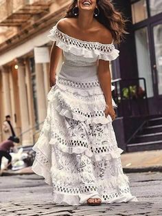 One-Shoulder Ruffled Hollow Swing Lace Patchwork Long Dress Sukienki Maksi, Bohemian Ideas, Boho Chique, Boho Mode, Mode Hippie, Stitching Dresses, Mode Boho, Grace Loves Lace, Plain Dress