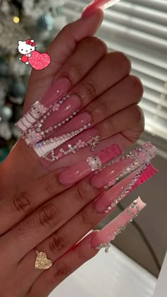 Hood Nails, Pink Long Nails, Hippie Nails, Nails Design With Rhinestones, Girly Acrylic Nails