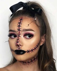 Easy Diy Halloween Makeup, Nem Halloween Makeup, Halloween Makeup Diy Easy, Wound Makeup, Maquillage Halloween Simple, Pelottava Halloween, Diy Halloween Makeup