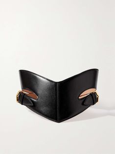 Alaïa's sculptural belt will elevate any outfit. Made in Italy, it's crafted from smooth leather and has a dramatically contoured profile that's detailed with cutouts. The buckles at each side will elegantly define your frame. Foundation For Oily Skin, Leather Waist Belt, Wide Leather Belt, Feel More Confident, Beautiful Belts, Corset Belt, Leather Harness, Fashion Belts, Leather Buckle