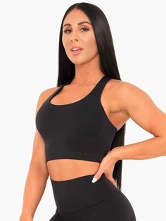 Sports Bra Aesthetic, Women Fitness Outfits, Fitness Outfits, Workout Fits, Functional Fashion, Compression Tights, Workout Essentials, Athletic Sports, Gym Yoga