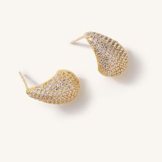 Shimmer & shine in these stunning teardrop earrings😍 14k gold plated Cubic Zirconia gems Shimmer Shine, Teardrop Earrings, Cubic Zirconia, Gold Plate, Plating, Gems, Gold, Quick Saves