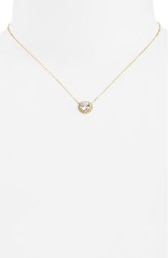 Round Halo Diamond Necklace, this beautiful dainty gold necklace is dedicated to our less is more queens who love dainty luxurious pieces. ABOUT THIS ITEM Classic Elegance: The romantic Demuluxe metal blend and classic heart design exude sophistication and glamour on this hand-finished necklace. Its yellow gold with little diamonds bring excitement to necklines. Demuluxe Gold: S925 Sterling Silver is encased in 18K gold plating. We use electroplating+e-coating, nickel free and anti allergen. Com Grad Accessories, Halo Necklace, Round Halo, Dainty Gold Necklace, Elegant Pendant, Elegant Necklace, Christmas 2022, Elegant Necklaces, Rose Gold Necklace