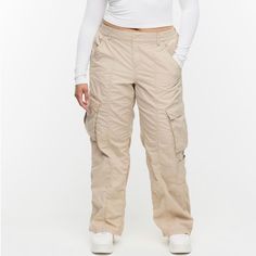 Loose Fit H&M Beige Cargo Pants Size 6 Beige Cargo Style Bottoms, H&m High-waisted Pants With Pockets, H&m Relaxed Fit Bottoms With Pockets, Fitted Full Length Beige Cargo Pants, H&m Relaxed Fit Pants With Pockets, H&m High Waist Beige Bottoms, H&m Wide Leg Pants With Pockets, H&m High Waist Bottoms With Pockets, Casual Long Pants By H&m