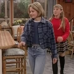 Full House Outfits, Dj Tanner, Cher Horowitz, 90s Fits, Fuller House, 80s And 90s Fashion