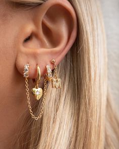 Double Piercing Earrings, Double Earring, Soft Jewelry, Double Earrings, Double Piercing, Initial Earrings, Stacked Earrings, Jewelry Accessories Ideas, Stacked Jewelry