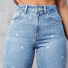 Super Cute And Stylish Ships In 5-10 Business Days Denim And Rhinestone Outfit, Denim Diamonds Theme Outfit, Bedazzle Designs, Jeans Diamond, Sparkly Jeans, Rhinestone Clothing, Sparkle Jeans, Bedazzled Jeans, Rose Jeans