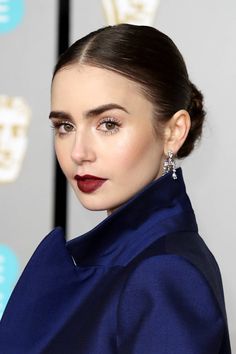 Lily Collins Updo, Red Carpet Hairstyles, Classy Updo Hairstyles, Celebrity Updos, Classy Updo, Updo Hairstyles Tutorials, Hairstyle Updo, Prom Hair Updo, Red Carpet Hair