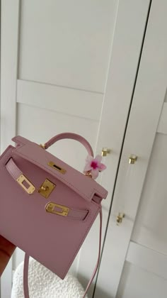 Dhgate Finds, My Style Bags, Luxury Bags Collection, Hermes Kelly Bag, Girly Bags, Kelly Bag, Pink Girly Things, Fancy Bags, Pink Purse