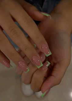 Green tip nails design Sage Green Gel X Nails, Match Green Nails, Nails For Hoco Green Dress, Pistachio French Tip Nails, French Tip Nails With Green Design, Green Christmas Nail Designs Square, Lime Green Manicure, 10 Finger Nail Design, Sage Green And Gold French Tip Nails