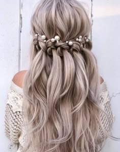 Large Pearl Hair Pins Pearl Wedding Hair Pins Pearl Bridal - Etsy Wedding Hair Half, Hoco Hair Ideas Short, Prom Hair Down, Wedding Hair Ideas, Graduation Hairstyles, Wedding Hair Styles, Wedding Hair Inspiration, Wedding Hair Makeup, Hairdo For Long Hair