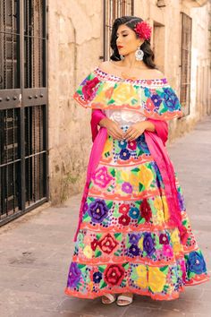 This Beautiful Chiapaneco Dress is a very elegant and traditional Mexican Dress from Chiapas.  It has a beautiful floral design that is completely hand embroidered with yarn or silk thread.  This dress is perfect for a special occasion, celebration or photo shoot. Length is 40.5" The skirt comes open on the waist, so that the client can adjust it to their desired sizes. Customer can use a pin or button to close the skirt off. The silk is made with thread of silk, it is thinner. The silk is shini Mexican Culture Dress, Traditional Chilean Clothing, Mexican Fashion Traditional, Mexico Traditional Dress, Colombian Dress, Mexican Dresses Traditional, Chiapas Dress, Mexican Traditional Dress, Mexican Traditional Clothing