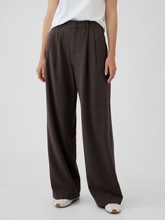 365 High Rise Brushed Twill Pleated Trousers | Gap Gap Relaxed Fit Pants For Fall, Gap Business Casual Trousers, Gap Straight Leg Business Casual Pants, Elegant Gap Straight Leg Bottoms, Gap Straight Leg Work Pants, Gap Straight Pants For Work, Classic Gap Bottoms For Workwear, Gap Tapered Leg Bottoms For Business Casual, Gap Tapered Leg Business Casual Bottoms