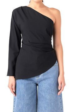 Date night is calling in this shoulder-baring top punctuated with a sleek asymmetric hem. One-shoulder neck Single long sleeve Lined 100% polyester Hand wash, dry flat Imported Be Myself, Asymmetric Top, Ruched Top, Asymmetrical Tops, Top Sales, Sleeve Designs, Asymmetric Hem, Trend Setter, Womens Clothing Tops