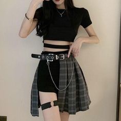 Celana Jogger Wanita, Áo Blu, E Girl Outfits, Tomboy Style Outfits, Winter Trends, Mode Inspo, Tomboy Fashion, Plaid Skirt, Kpop Fashion Outfits