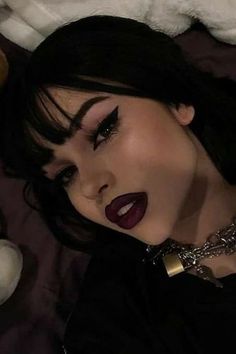 Vamp Makeup, Y2k Makeup Looks, Feminine Makeup, Dark Makeup Looks, Vampire Makeup, Y2k Makeup, Emo Makeup