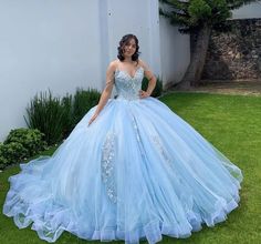 Step into a world of grace and grandeur with this enchanting Sky Blue Off-the-Shoulder Quinceanera Dress. The exquisite ball gown silhouette exudes royal elegance, while the sweeping chapel train ensures a dramatic and unforgettable entrance. The romantic off-the-shoulder neckline highlights your shoulders and neckline, adding a touch of timeless sophistication. It is crafted from soft tulle fabric and is adorned with intricate lace appliques and sparkling beadings, creating a stunning blend of Baby Blue Quince Dresses, Baby Blue Quinceanera Dresses, Sky Blue Quinceanera Dresses, Quinceanera Dresses Off The Shoulder, Blue Quince Dress, Light Blue Quinceanera Dresses, Baby Blue Quinceanera, Quinceanera Dresses Mexican, Blue Quinceanera Dresses