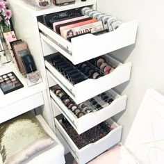 Organized Makeup, Makeup Storage Drawers, Rangement Makeup, Ikea Alex Drawers, Alex Drawer, Make Up Storage, Alat Makeup, Ikea Alex, Makeup Drawer Organization