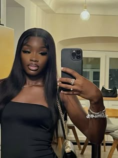 Uk Black Girls Makeup, Soft Makeup Look Natural Simple, Makeup Aesthetic Black Women, Dark Brown Skin Makeup, Dark Skin Wig, Soft Glam Makeup Dark Skin, Natural Makeup For Black Women Dark Skin, Baddie Makeup Black Women, Dark Skin Glam Makeup