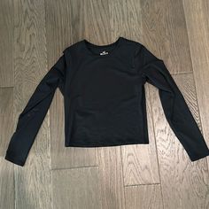 Hollister Shirt Long Sleeve Black , Size L , Never Worn Y2k Long Sleeve Top, Black Sporty Long Sleeve Tops, Henley Shirt Women, Blue Long Sleeve Shirt, Black Long Sleeve Shirt, Long Sleeve Knit Tops, Henley Shirts, Grey Long Sleeve, Black Long Sleeve