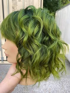 Verde Jade, Hair Color Styles, Mossy Green, Pretty Hair Color, Hair Shades, Hair Dye Colors, Hair Collection