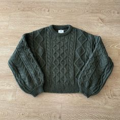 In Perfect Condition Only Worn Once Too Big On Me (I’m 5’1” For Reference) Heavy Weight, Definitely For Colder Months Super Cozy Green Cable Knit Sweater, Cable Sweater, Anine Bing, Cable Knit Sweater, Heavy Weight, Colorful Sweaters, Cable Knit, Knit Sweater, Sweaters For Women