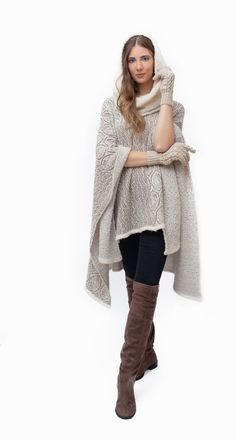 Looking for a gift that will make you feel special? For that good friend or someone special Beautifully woven, incredibly soft, with a silky-smooth texture. Our warm alpaca wool capes are sure to chase the winter blahs away, and they are available in different colors! Handmade in Perú with 90% baby alpaca & 10% nylon; baby alpaca is one of the finest luxury fibers in the world. You won’t just wear a fashionable piece, but also some of Peru’s treasures and mysteries, reserved for Inca royalty. Al Degree Design, Knit Poncho, Wool Cape, Poncho Cape, Knitted Poncho, Different Outfits, Baby Alpaca, Alpaca Wool, Gorgeous Design