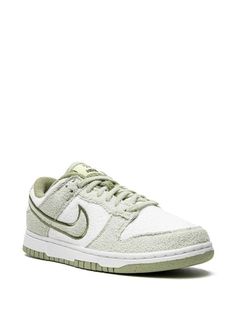 Nike Dunk Low SE "Honeydew" Sneakers - Farfetch Nike Honeydew, Sneakers Green, Trendy Shoes Sneakers, Green Outfit, Swoosh Logo, Nike Dunk Low, Honeydew, Trendy Shoes, Dunk Low