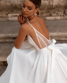 Elegant Satin V-Neck Wedding Dresses With Pockets | Fashionsarah.com Gowns With Bow, Wedding Dresses With Pockets, Wedding Dress With Pockets, Dresses With Pockets, White Bride, V Neck Wedding Dress, Formal Cocktail Dress, Wedding Dress Fabrics, Wedding Dresses Satin