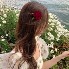 Hign-concerned Chemical : None Gender : Women Shape\pattern : plant Material : Metal window.adminAccountId=231054642; Rose Hairpiece, Roses In Hair, Rose In Hair, Rose Hairpin, Bride Headdress, Fairytale Outfits, Rose Hair Accessories, Hoco 2024, Hair Clips Wedding