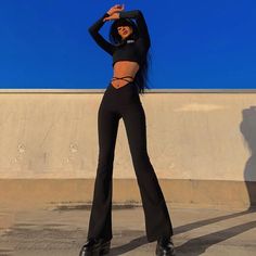 V-Shaped Waist Navel Cross Strap Flared Casual Pants HUMIKKA BOUTIQUE E Girl Style, Celana Fashion, Black Wide Leg Trousers, Pants Women Fashion, Black High Waist, Flare Leggings