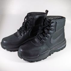 Brand New, With Box Nike Leather Hiking Boots Functional, Nike Black Hiking Boots With Round Toe, Nike Lace-up Hiking Boots, Nike Black Hiking Boots, Nike Lace-up Hiking Boots For Sports, Nike Black Waterproof Boots For Outdoor Activities, Nike Black Hiking Boots For Outdoor, Nike Waterproof Hiking Boots For Sports, Nike Black Waterproof Sports Boots