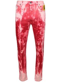 bright red/multicolour cotton washed denim tie-dye print appliqué logo logo patch to the rear mid-rise belt loops straight leg concealed fly and button fastening classic five pockets