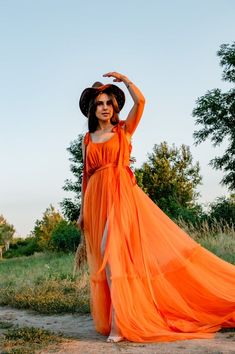 Tulle dress Orange tulle dress Autumn tulle dress Rust tulle dress Rust orange dress Burnt orange tulle dress Tulle gown Photoshoot dressThis long orange tulle dress is gorgeous for photo shoots.Color: #108 - orange, but you can ordering in any colour from our colour chart.This dress can also be made for pregnant girls - do not hesitate to specify the details! ⚠️Please note that the colors of the objects on photos may differ from real⚠️MATERIALS:Tulle: Luxury wedding tulle "Hayal Tulle" .Draped, Orange Dress Photoshoot, Tulle Gown Photoshoot, Orange Tulle Dress, Rust Orange Dress, Orange Dress Wedding, Gown Photoshoot, Tulle Maternity Dress, Orange Color Scheme, Grad Session