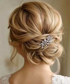 Winter Formal Hairstyles Hair With Fascinator Hairstyles, Hair With Fascinator, Winter Formal Hairstyles, Hair For Wedding, Diy Updo, Romantic Waves, Intricate Braids, Sophisticated Hairstyles, Fascinator Hairstyles