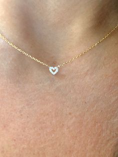 Small Diamond Heart Necklace / 14k Gold Diamond Heart Necklace - Etsy Canada Comfort Necklace, Small Necklaces, Jewelry Websites, Gold Diamond Heart Necklace, Diamond Heart Necklace, Preppy Jewelry, Small Necklace, Heart Necklace Diamond, Classy Jewelry