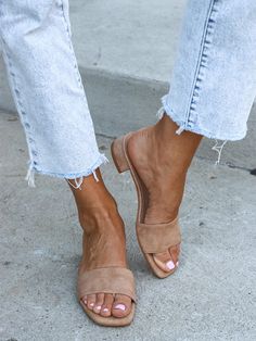 CARA Tan Block Heels – COVET SHOES