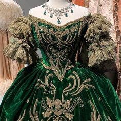 Marie Antoinette 1938, Norma Shearer, Period Clothing, Fantasy Dresses, Royal Dresses, Fantasy Gowns, Medieval Dress, Fairytale Dress, Hollywood Fashion