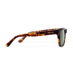 For the bold ones: Nuru. A sunglasses design that's urban and full of character. With its square frame, they're perfect for both streetwear and casual looks. Designer Sunglasses, Square Frames, Havana, Casual Looks, Street Wear, Sunglasses