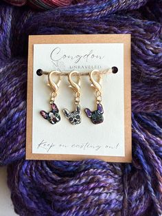 Set of 3 French Bulldogs stitch markers.  Perfect gift for those who crochet and knit!  My goal at Congdon Unraveled is to create charming little accessories with a little bit of whimsy to brighten up your day. Thanks for supporting my small business! If you have any concerns, please do not hesitate to contact me and I will do whatever I can to help. Thank you! Make sure your shipping address is up to date! Let me know immediately if it needs to be changed. Little Accessories, Crochet Gift, French Bulldogs, My Small Business, Stitch Markers, Last Minute Gifts, Knitting And Crochet, Gift Baskets, French Bulldog